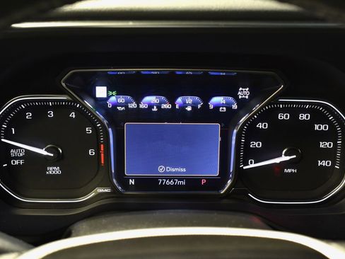 Used 2021 GMC Yukon Denali w/ Denali Premium Package image 23