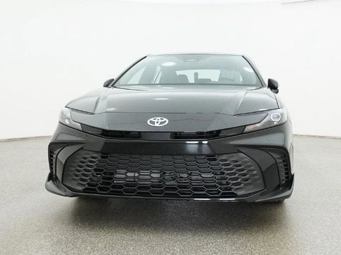 New 2026 Toyota Camry SE FWD image 18