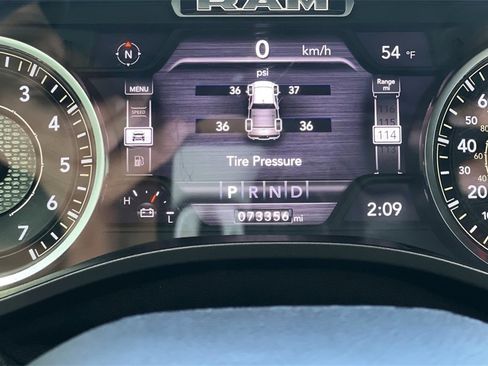 Used 2020 RAM 1500 Laramie image 32