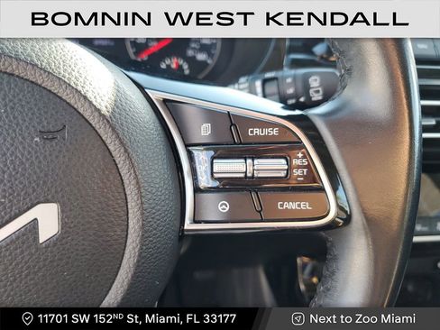 Used 2023 Kia Seltos EX image 30