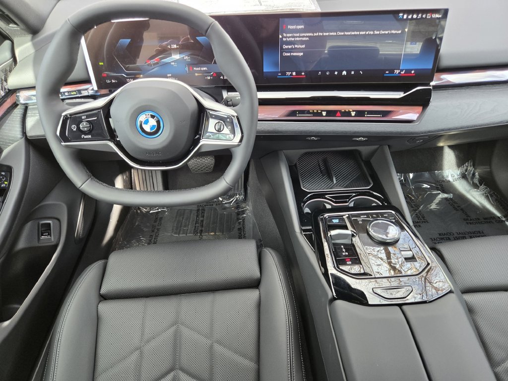 Certified 2026 BMW i5 eDrive40 AWD/4WD image 29