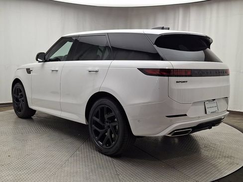 New 2026 Land Rover Range Rover Sport Dynamic SE AWD/4WD image 4