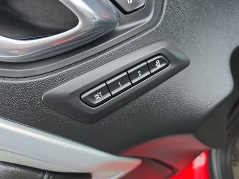 Certified 2020 Chevrolet Camaro SS image 26