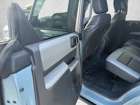 Used 2022 Ford Bronco Black Diamond AWD/4WD image 17