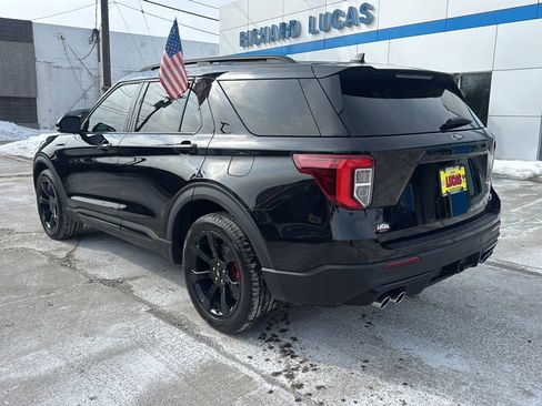 Used 2023 Ford Explorer ST w/ Equipment Group 401A image 7