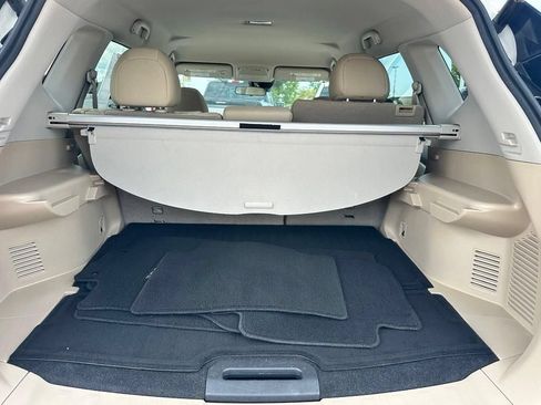 Used 2020 Nissan Rogue SV w/ Premium Package FWD image 9