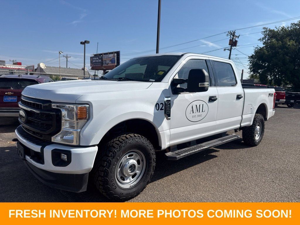 Used 2022 Ford F250 XLT w/ Black Appearance Package AWD/4WD image 5