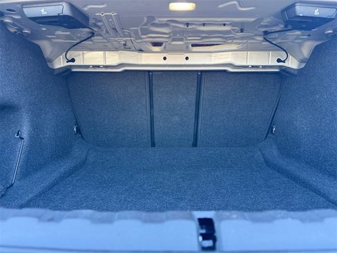 Used 2025 BMW 330i xDrive Sedan w/ Convenience Package image 18