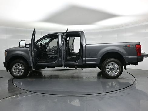 Used 2021 Ford F350 Platinum image 34