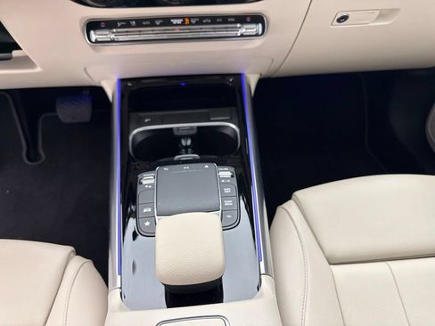 Used 2023 Mercedes-Benz GLA 250 4MATIC image 34