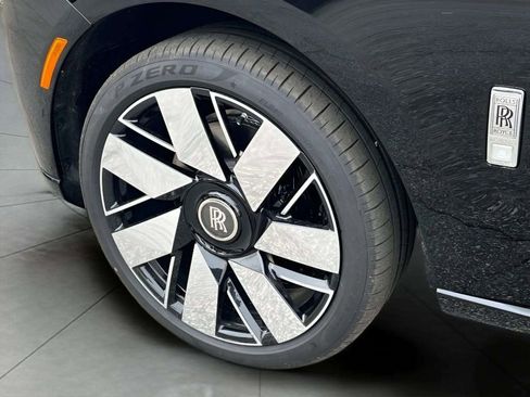 New 2026 Rolls-Royce Cullinan image 22