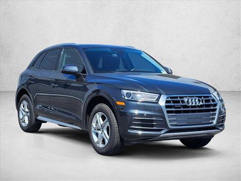 Used 2018 Audi Q5 2.0T Premium image 3