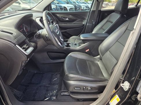 Used 2022 GMC Terrain SLT w/ LPO, Floor Liner Package AWD/4WD image 4