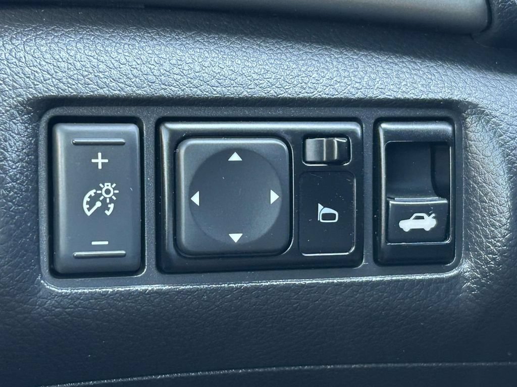 Used 2017 Nissan Sentra S FWD image 20