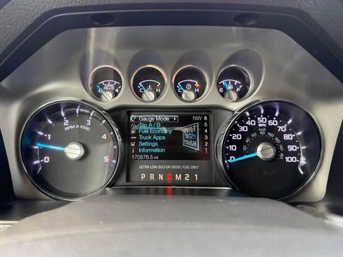 Used 2016 Ford F350 Lariat w/ Snow Plow Prep Package AWD/4WD image 17