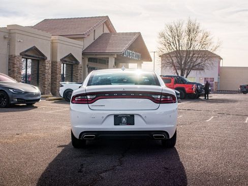 Used 2023 Dodge Charger SXT image 6