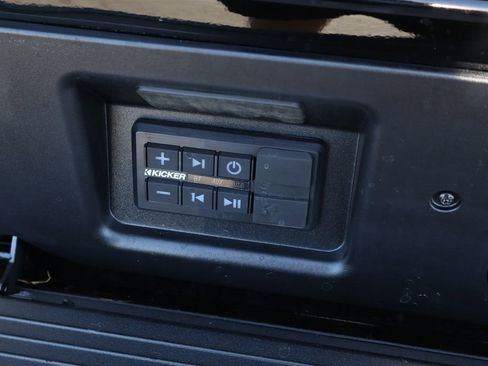 Certified 2025 GMC Sierra 2500 Denali Ultimate image 29