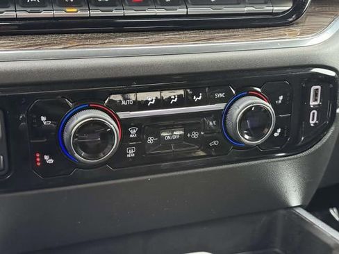 Used 2025 Chevrolet Silverado 1500 LT Trail Boss w/ Convenience Package II image 29