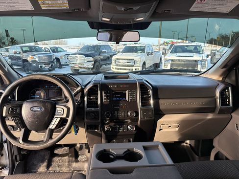 Used 2017 Ford F250 XLT image 31