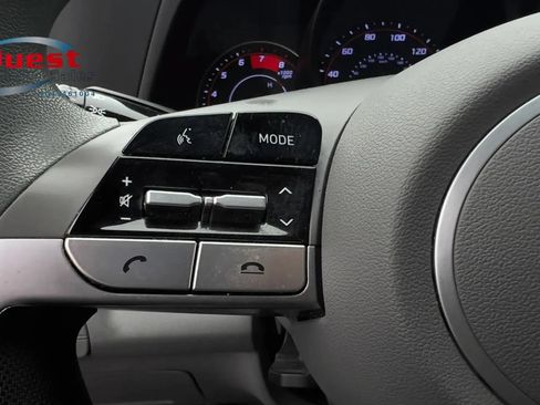 Used 2022 Hyundai Elantra SEL FWD image 29