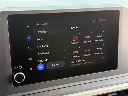 Used 2024 Toyota Tacoma SR image 18