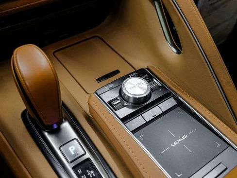 Used 2021 Lexus LC 500 Coupe w/ Performance Package image 34