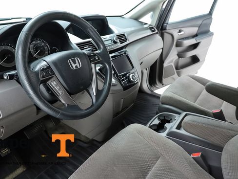 Used 2015 Honda Odyssey EX image 52
