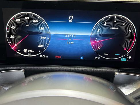 Used 2025 Mercedes-Benz GLB 250 4MATIC image 26