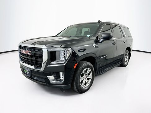Used 2023 GMC Yukon SLE w/ Gmc Pro Safety Plus Package RWD image 3