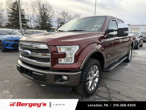 Used 2015 Ford F150 Lariat w/ Equipment Group 502A Luxury image 1