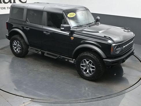Used 2024 Ford Bronco Badlands AWD/4WD image 47