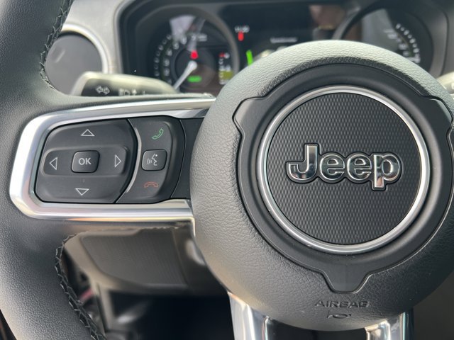 Certified 2025 Jeep Wrangler Unlimited Sahara w/ Safety Group AWD/4WD image 28