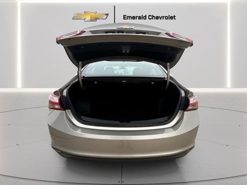 Used 2022 Chevrolet Malibu LT image 29