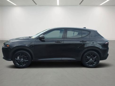Used 2024 Dodge Hornet R/T Plus w/ R/T Blacktop Package AWD/4WD image 3