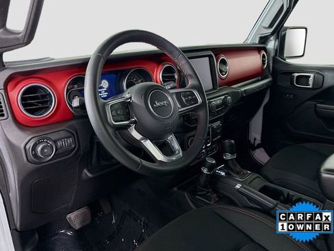 Used 2018 Jeep Wrangler Rubicon AWD/4WD image 9