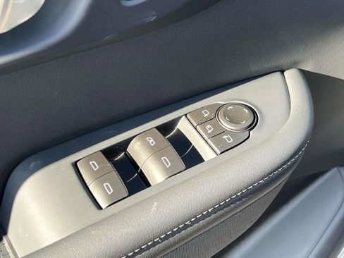 Used 2026 Buick Enclave Preferred w/ Power Package image 15