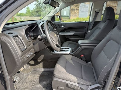 Used 2018 Chevrolet Colorado LT w/ LT Convenience Package AWD/4WD image 5