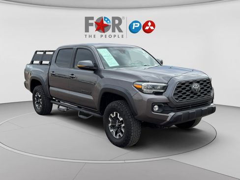 Used 2021 Toyota Tacoma TRD Off-Road w/ Technology Package RWD image 7