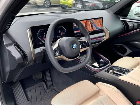 Used 2025 BMW X3 xDrive30i w/ Convenience Package image 15