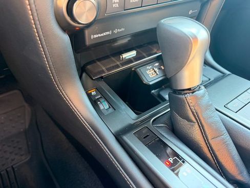 Used 2023 Lexus GX 460 Premium w/ Premium Package AWD/4WD image 22