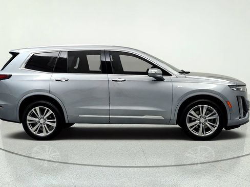 Certified 2023 Cadillac XT6 Premium Luxury w/ LPO, Floor Liner Package AWD/4WD image 6