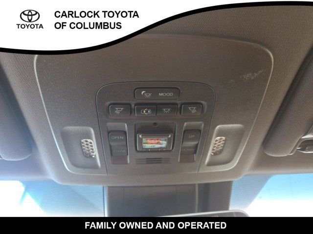 Used 2020 Toyota Avalon Limited w/ Advanced Safety Package FWD image 30