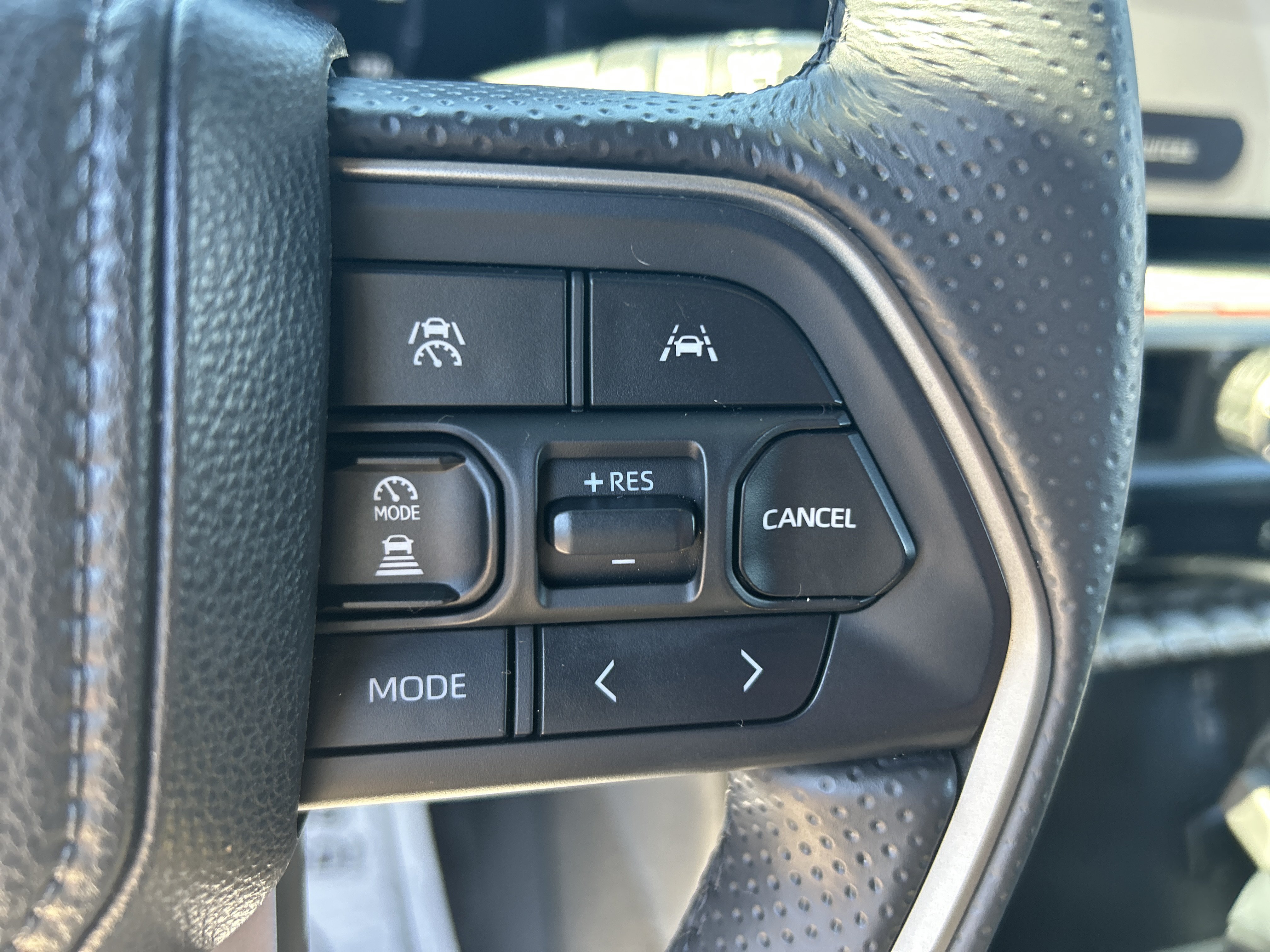 Used 2026 Toyota 4Runner TRD Off-Road Premium AWD/4WD image 19