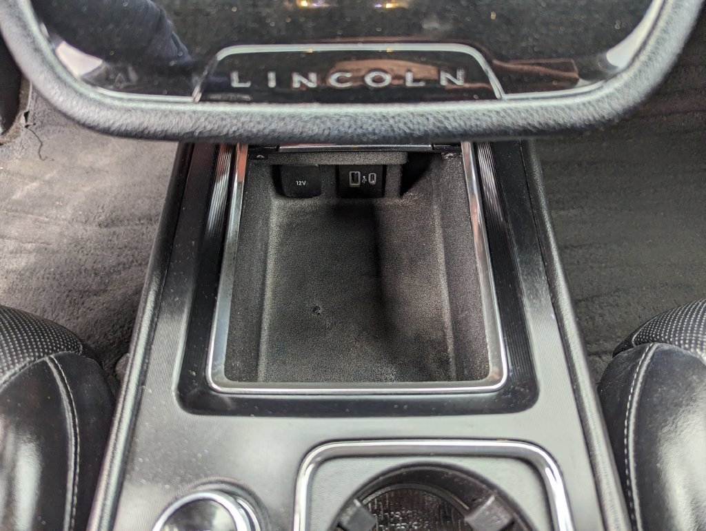 Used 2020 Lincoln Corsair AWD w/ Premium Package image 27