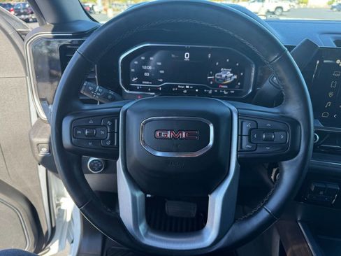 Used 2024 GMC Sierra 3500 SLT w/ SLT Convenience Package image 18