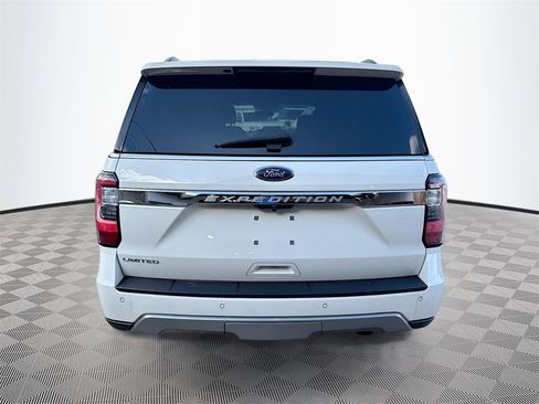 Used 2021 Ford Expedition Limited image 7