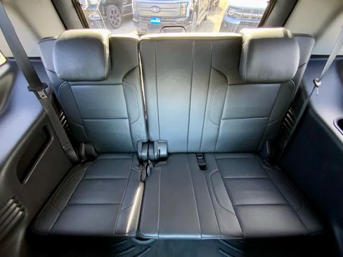 Used 2019 Chevrolet Tahoe LT AWD/4WD image 30