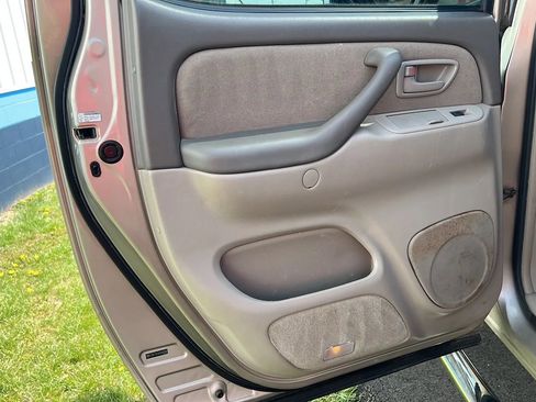 Used 2005 Toyota Tundra SR5 RWD image 10