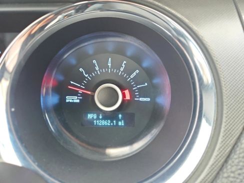 Used 2013 Ford Mustang Coupe image 13