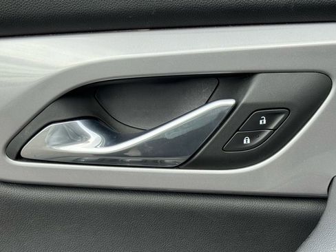 Used 2024 Chevrolet Blazer LT w/ Convenience Package image 17